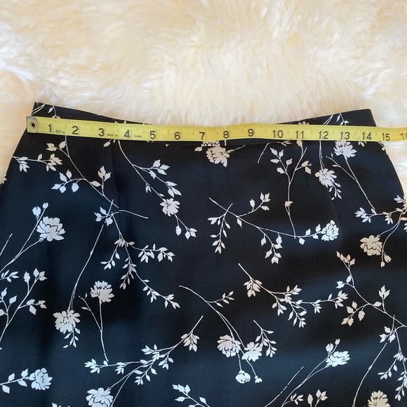 Floral Silk Black and White Skirt - Picture 6 of 8